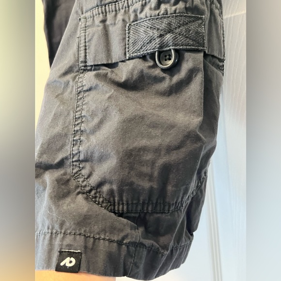 Nike cargo shorts - Picture 9 of 10